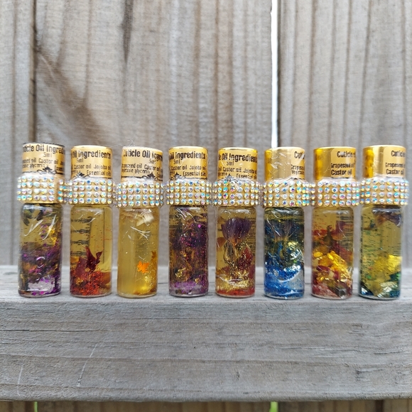 Natural Cuticle Oil Glass Roller - Picture 1 of 16